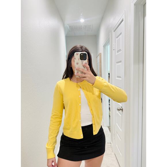 Old navy yellow button down cardigan - size medium - Picture 1 of 4